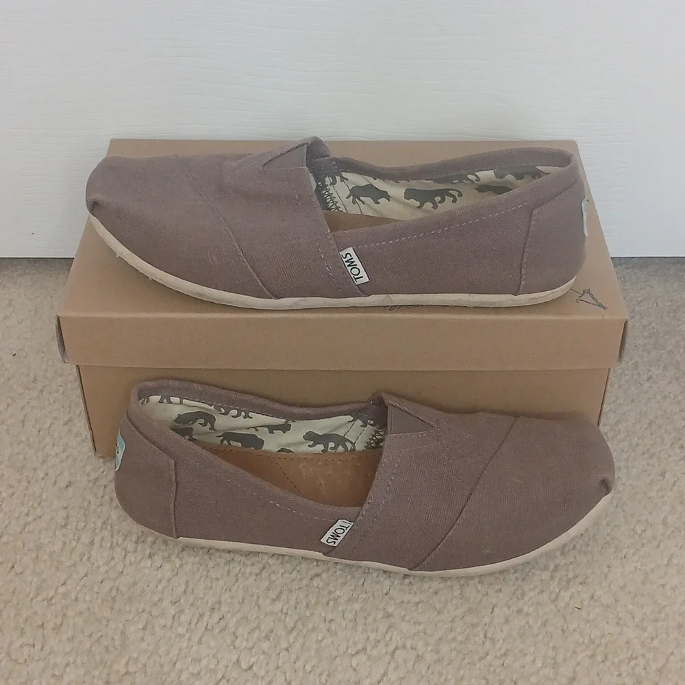 Toms Burgundy Canvas Flats Womens 9.5